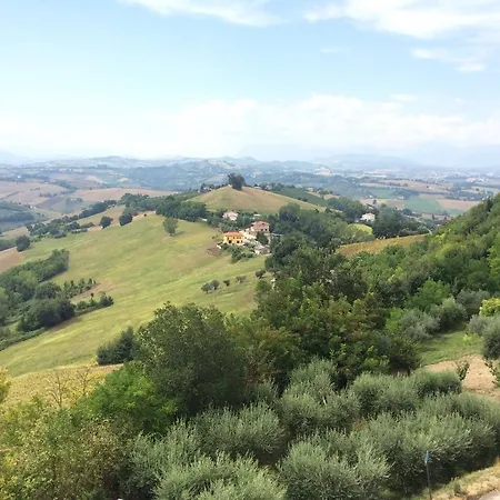 Monte Giberto 別荘